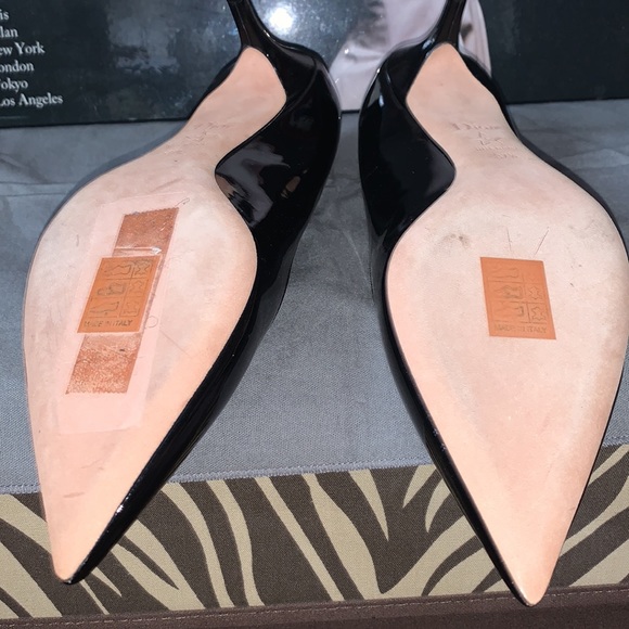 DESIGNER CHRISTIAN DIOR POINTED TOE KITTEN HERLS, BNWOT. PATENT LEATHER - Picture 9 of 12